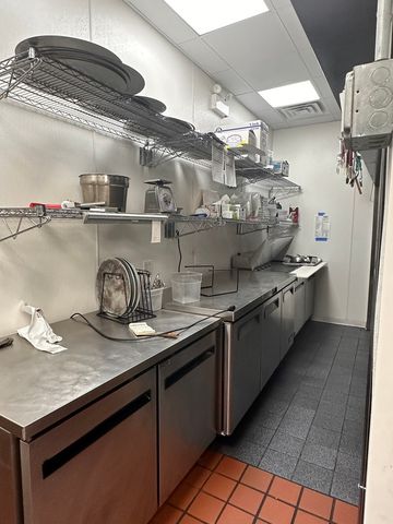 6764 W Forest Preserve Drive, Harwood Heights, IL 60706