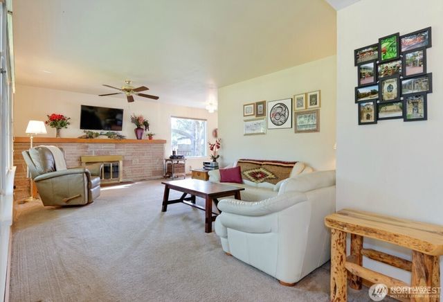 10221 132nd Avenue NE, Kirkland, WA 98033