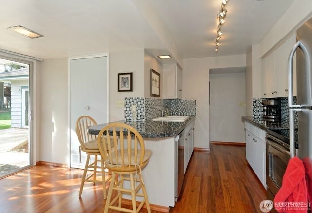 10221 132nd Avenue NE, Kirkland, WA 98033