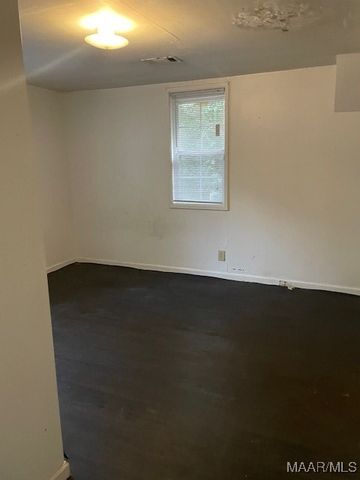 504 W Lee Street, Tuskegee, AL 36083