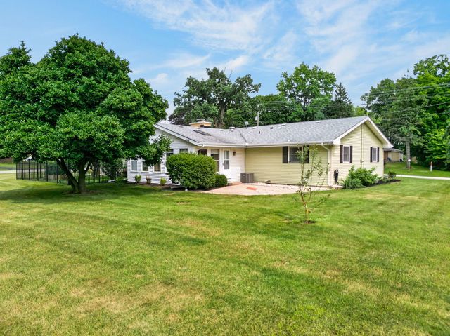 7103 Mill Road, Rockford, IL 61108