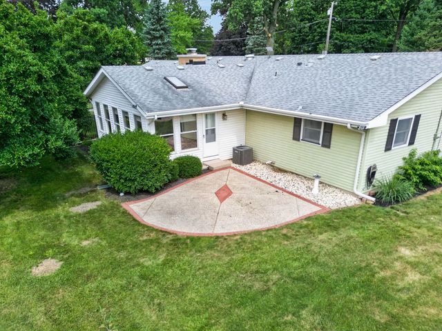 7103 Mill Road, Rockford, IL 61108