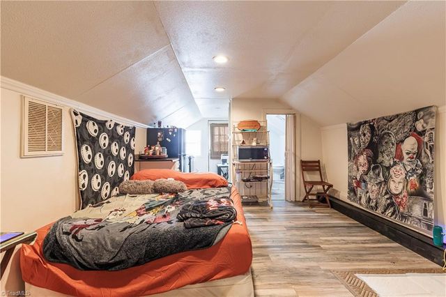 2843 S Main Street, Winston-salem, NC 27127