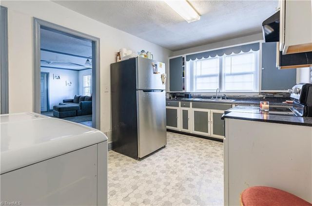 2843 S Main Street, Winston-salem, NC 27127