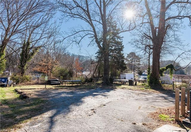 2843 S Main Street, Winston-salem, NC 27127