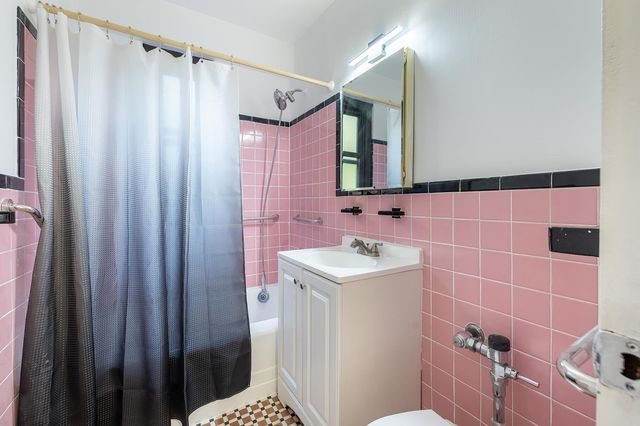 3850 Sedgwick Ave Apt 5B, New York City, NY 10463