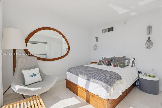 10275 Collins Ave 1110, Bal Harbour, FL 33154