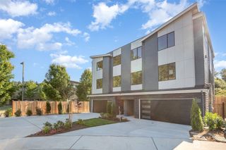 1528 243rd Place SW #A, Bothell, WA 98021