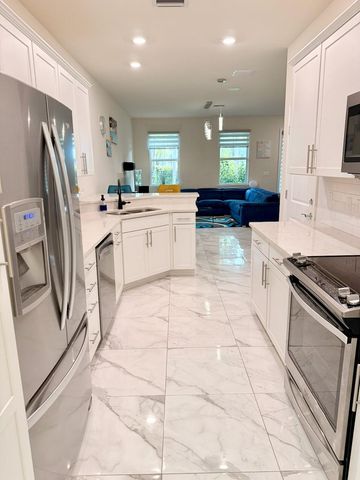 5182 Eucalyptus Dr 3, Hollywood, FL 33021