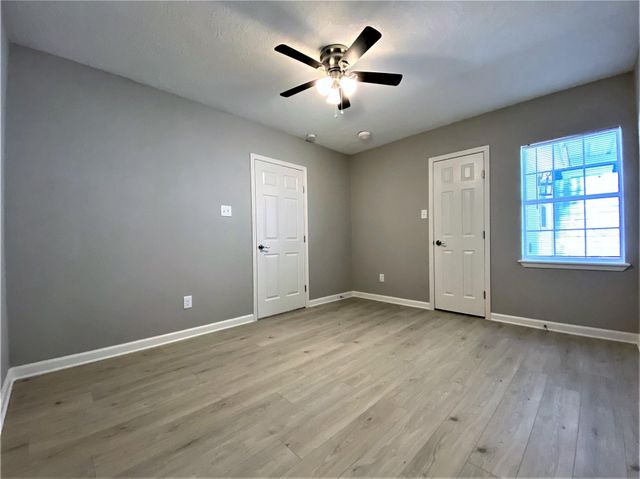 1702 Studewood Street, Houston, TX 77009
