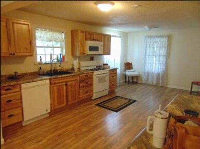 8050 Private Road 5491, Farmersville, TX 75442