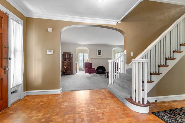938 Fair Oaks Avenue, Oak Park, IL 60302
