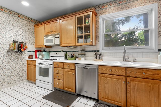 938 Fair Oaks Avenue, Oak Park, IL 60302
