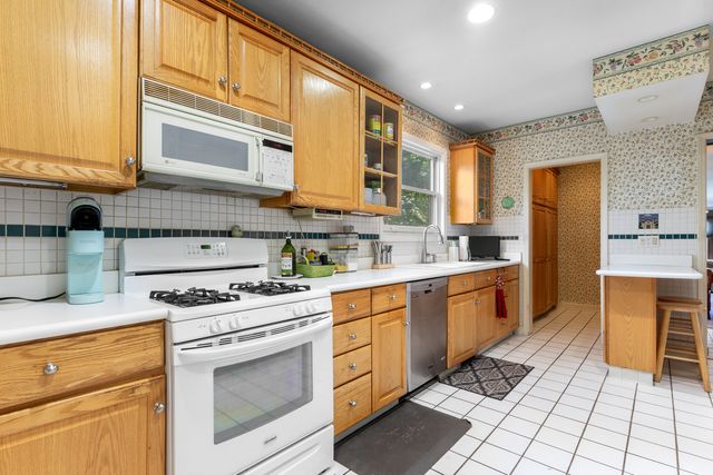 938 Fair Oaks Avenue, Oak Park, IL 60302