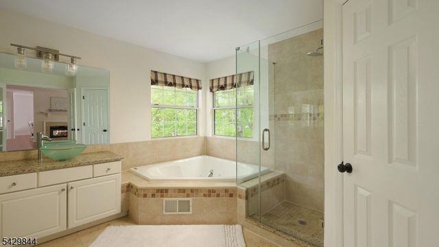 171 Smoke Rise Rd, Bernards Twp., NJ 07920