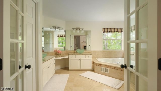 171 Smoke Rise Rd, Bernards Twp., NJ 07920