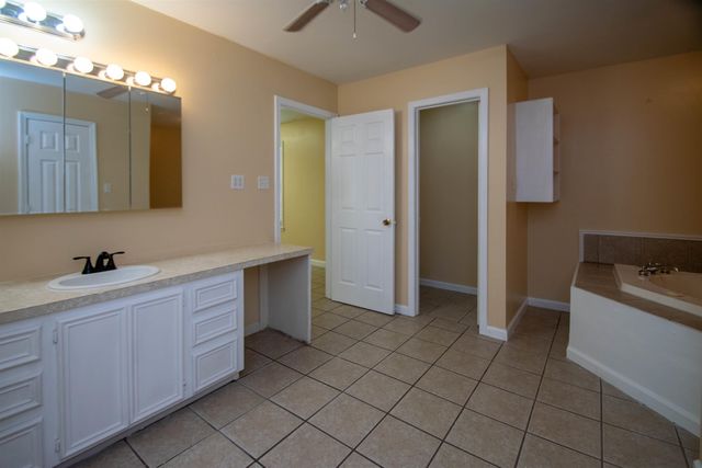 164 Jupiter St, Bayou Vista, LA 70380