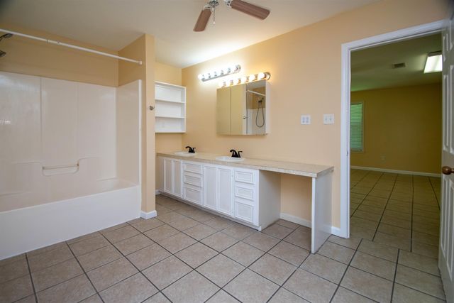 164 Jupiter St, Bayou Vista, LA 70380