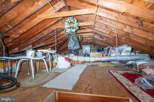 19 MIDDLE RD, Hammonton, NJ 08037