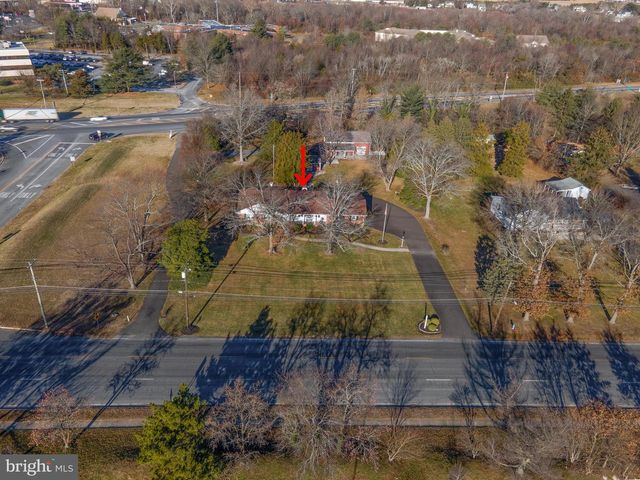 19 MIDDLE RD, Hammonton, NJ 08037