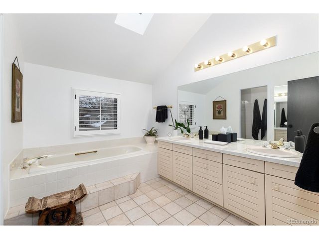 214 Madison St, Denver, CO 80206