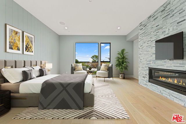 13206 Dewey Street, Los Angeles, CA 90066
