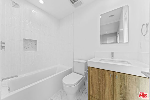 13206 Dewey Street, Los Angeles, CA 90066
