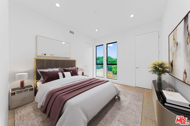 13206 Dewey Street, Los Angeles, CA 90066