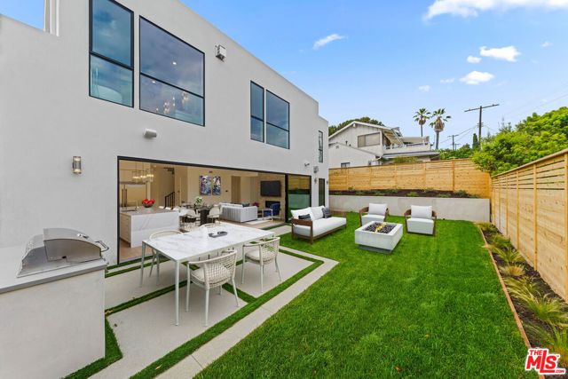 13206 Dewey Street, Los Angeles, CA 90066