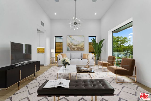 13206 Dewey Street, Los Angeles, CA 90066