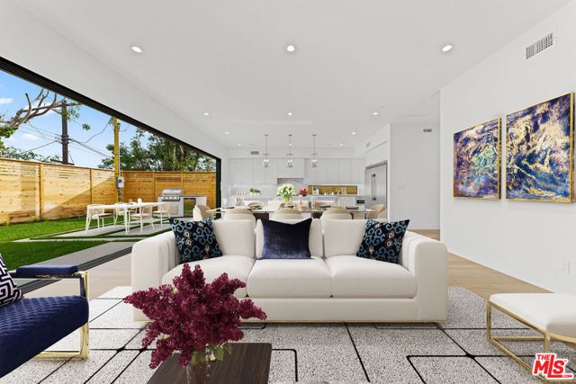 13206 Dewey Street, Los Angeles, CA 90066