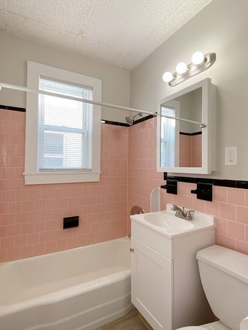 73 Campbell Avenue 5, Revere, MA 02151