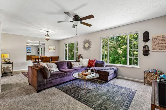 89 Bradley Drive, Independence, KY 41051