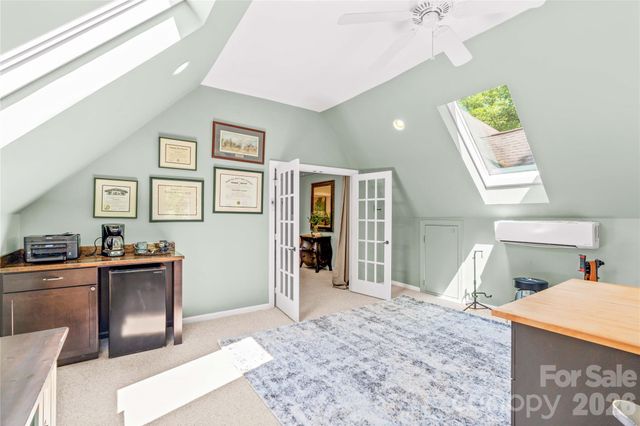 155 Lynn Cove Lane, Mooresville, NC 28117