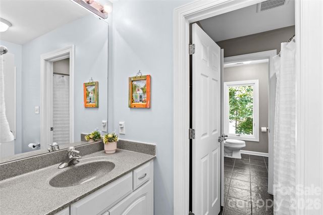 155 Lynn Cove Lane, Mooresville, NC 28117