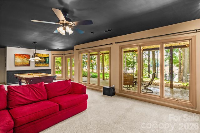 155 Lynn Cove Lane, Mooresville, NC 28117