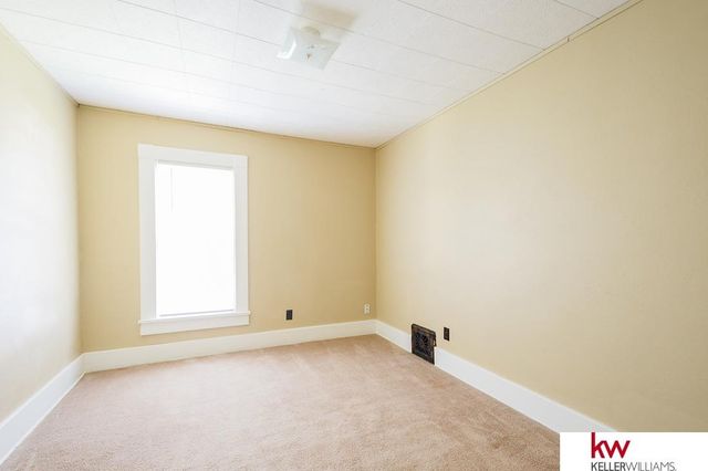 926 N Commercial Avenue, Superior, NE 68978