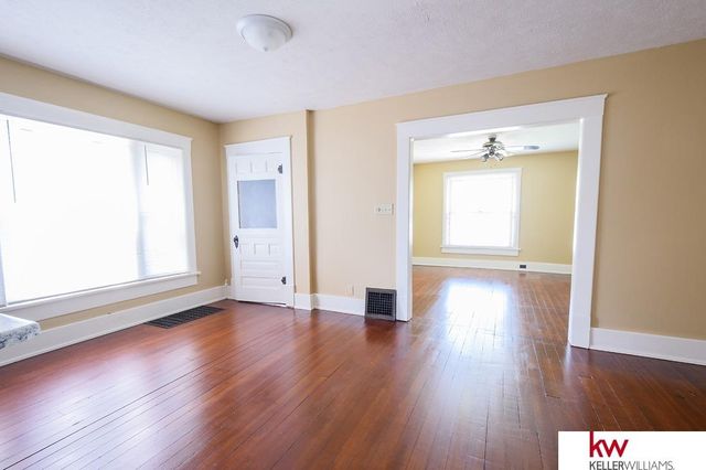 926 N Commercial Avenue, Superior, NE 68978