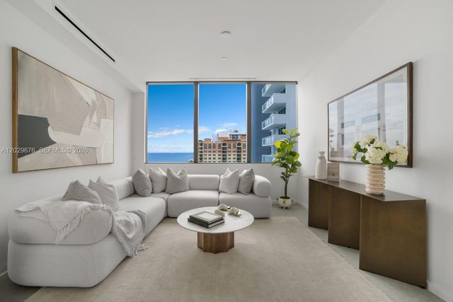 2000 S Ocean Dr 15B, Hallandale Beach, FL 33009