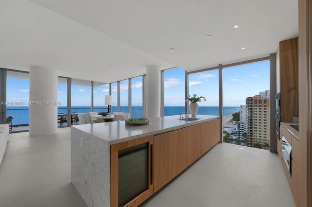 2000 S Ocean Dr 15B, Hallandale Beach, FL 33009