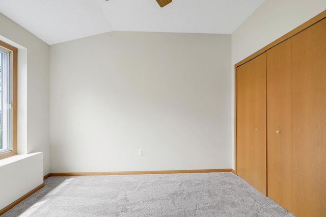 7592 Hinton Park Avenue S, Cottage Grove, MN 55016