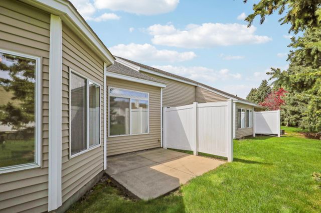 7592 Hinton Park Avenue S, Cottage Grove, MN 55016