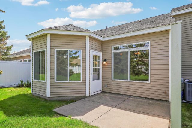 7592 Hinton Park Avenue S, Cottage Grove, MN 55016