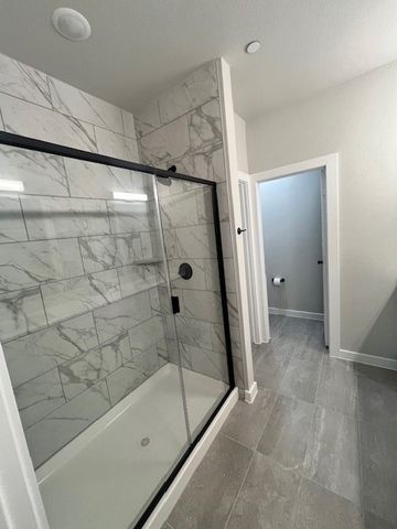 3837 Clovis Street, Midlothian, TX 76065