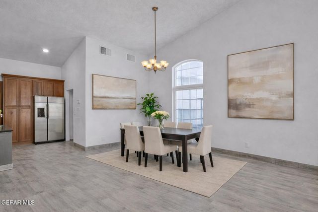 5876 OSCAR PEREZ Avenue, El Paso, TX 79932