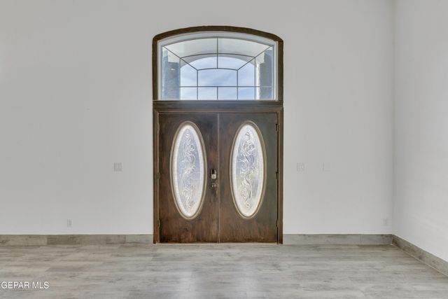 5876 OSCAR PEREZ Avenue, El Paso, TX 79932