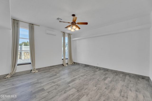 5876 OSCAR PEREZ Avenue, El Paso, TX 79932