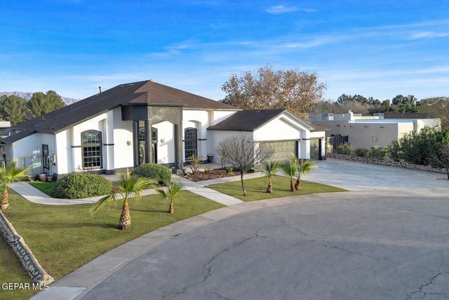 5876 OSCAR PEREZ Avenue, El Paso, TX 79932