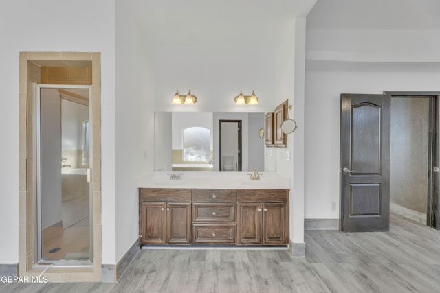 5876 OSCAR PEREZ Avenue, El Paso, TX 79932