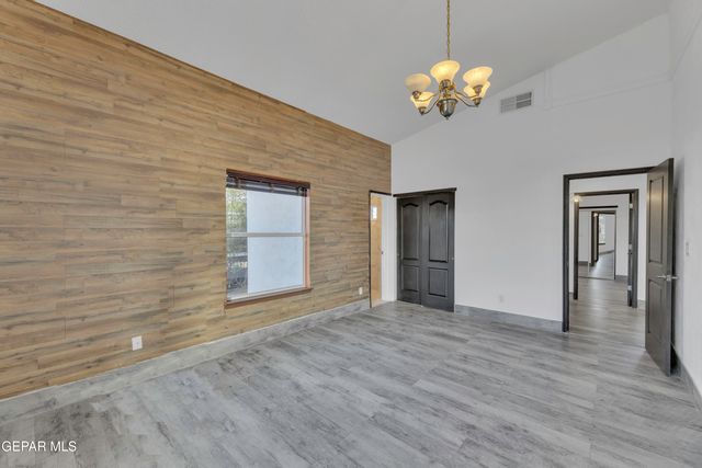 5876 OSCAR PEREZ Avenue, El Paso, TX 79932